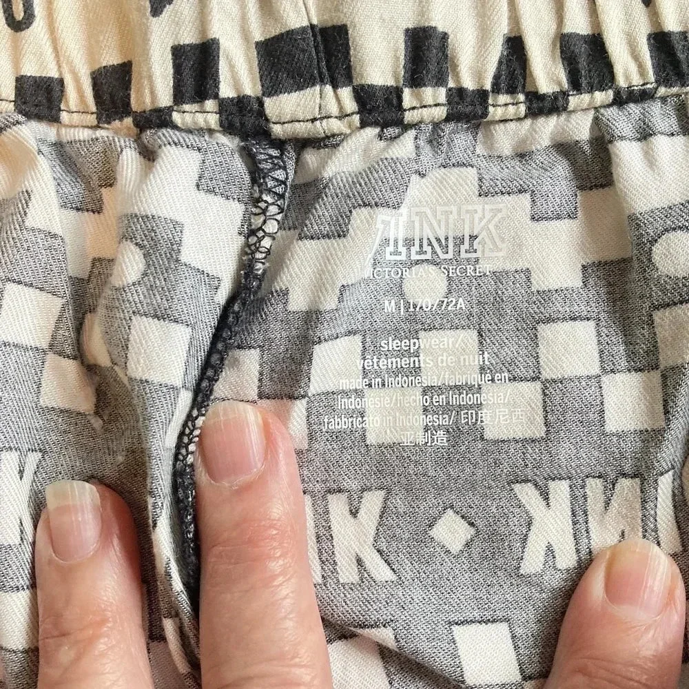 Victoria's Secret PINK Black & Cream Geometric Pattern Pajama Set,‎ Medium